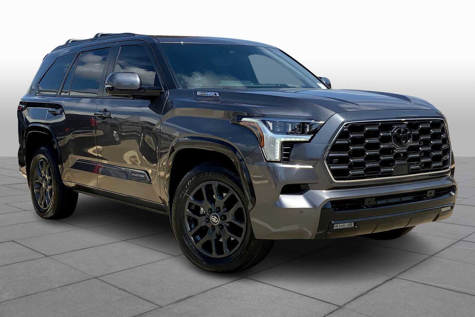 Used 2025 Toyota Sequoia Platinum image 2
