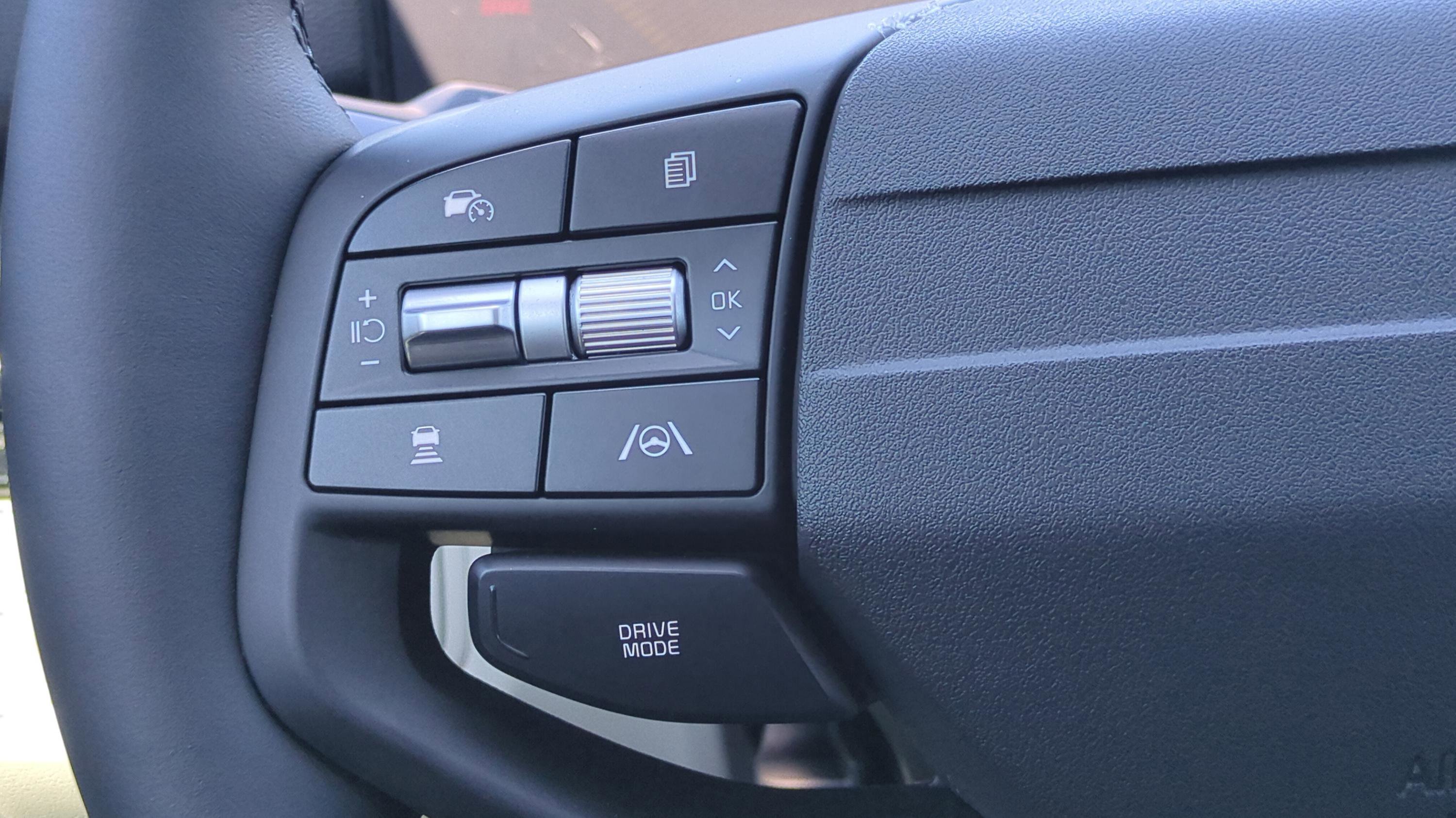 New 2026 Kia Sportage EX FWD image 19