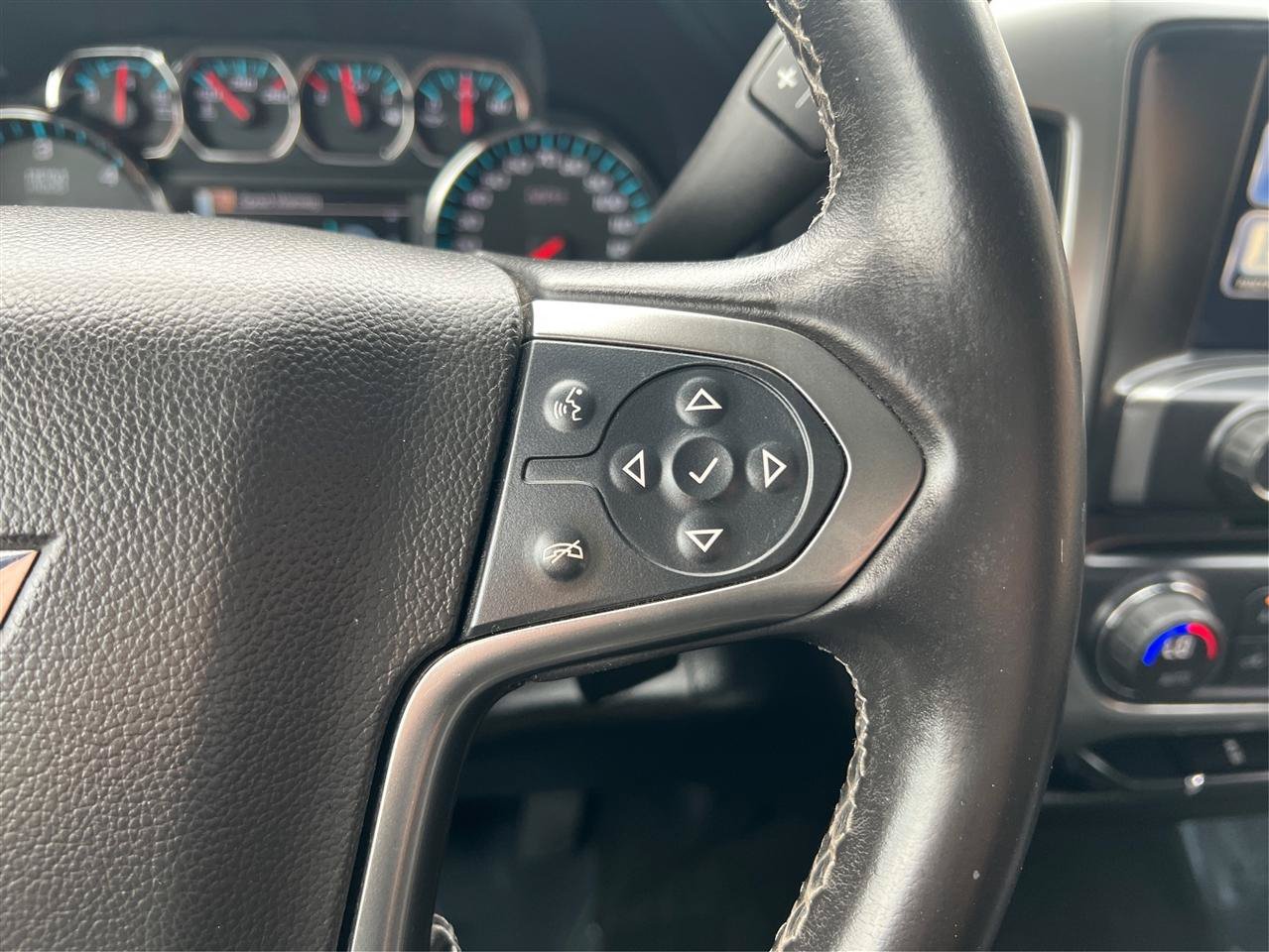 Used 2015 Chevrolet Silverado 1500 LT w/ All Star Edition AWD/4WD image 36