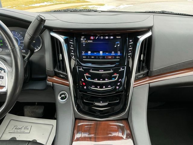 Used 2019 Cadillac Escalade Premium Luxury image 29