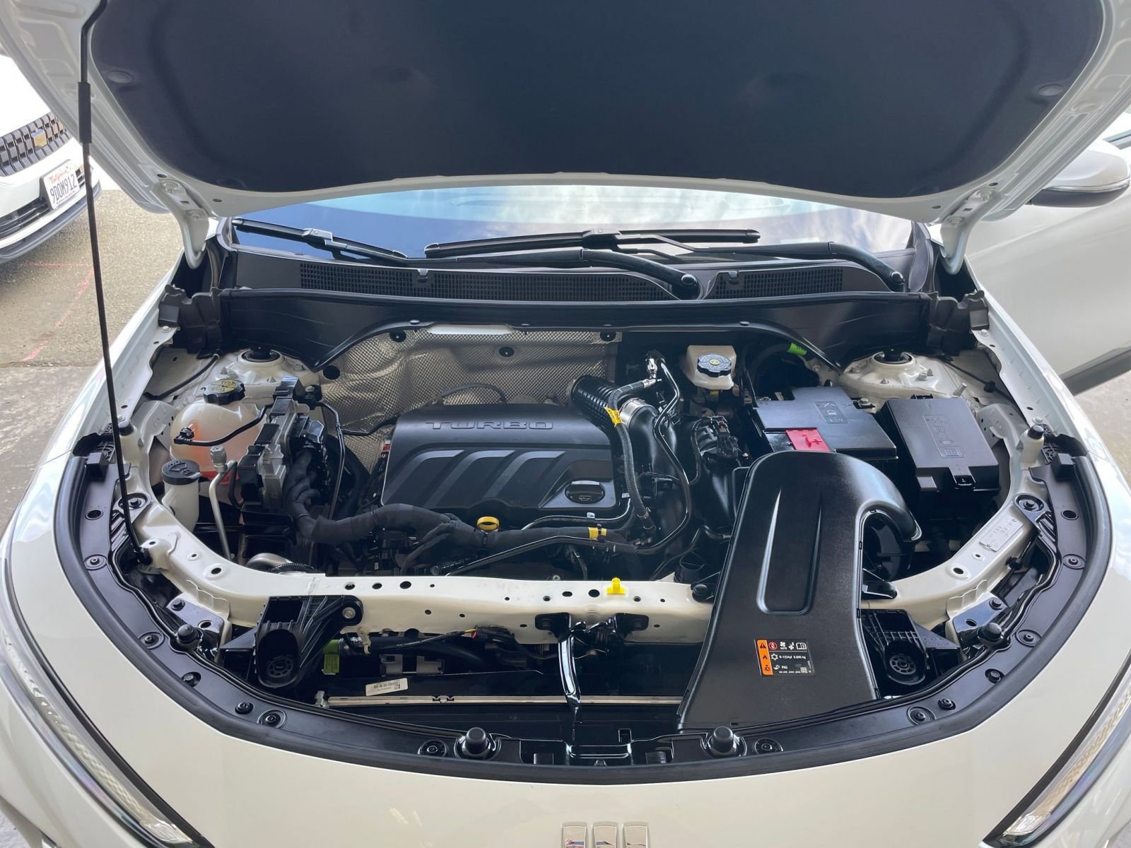 Used 2025 Buick Envista Preferred image 33