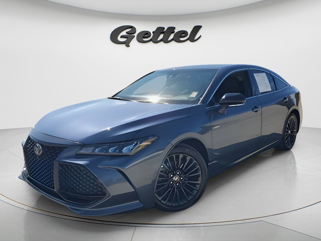 Used 2020 Toyota Avalon XSE image 1