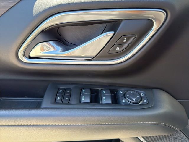 Certified 2024 Chevrolet Suburban Z71 w/ Luxury Package image 14