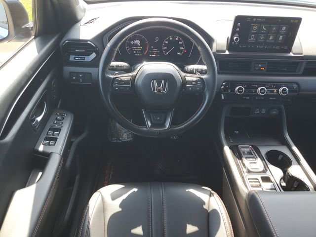 Used 2025 Honda Pilot TrailSport image 33