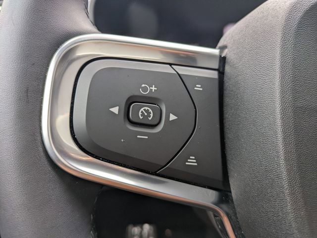 Certified 2023 Volvo C40 P8 Recharge Plus w/ Protection Package Premier AWD/4WD image 17