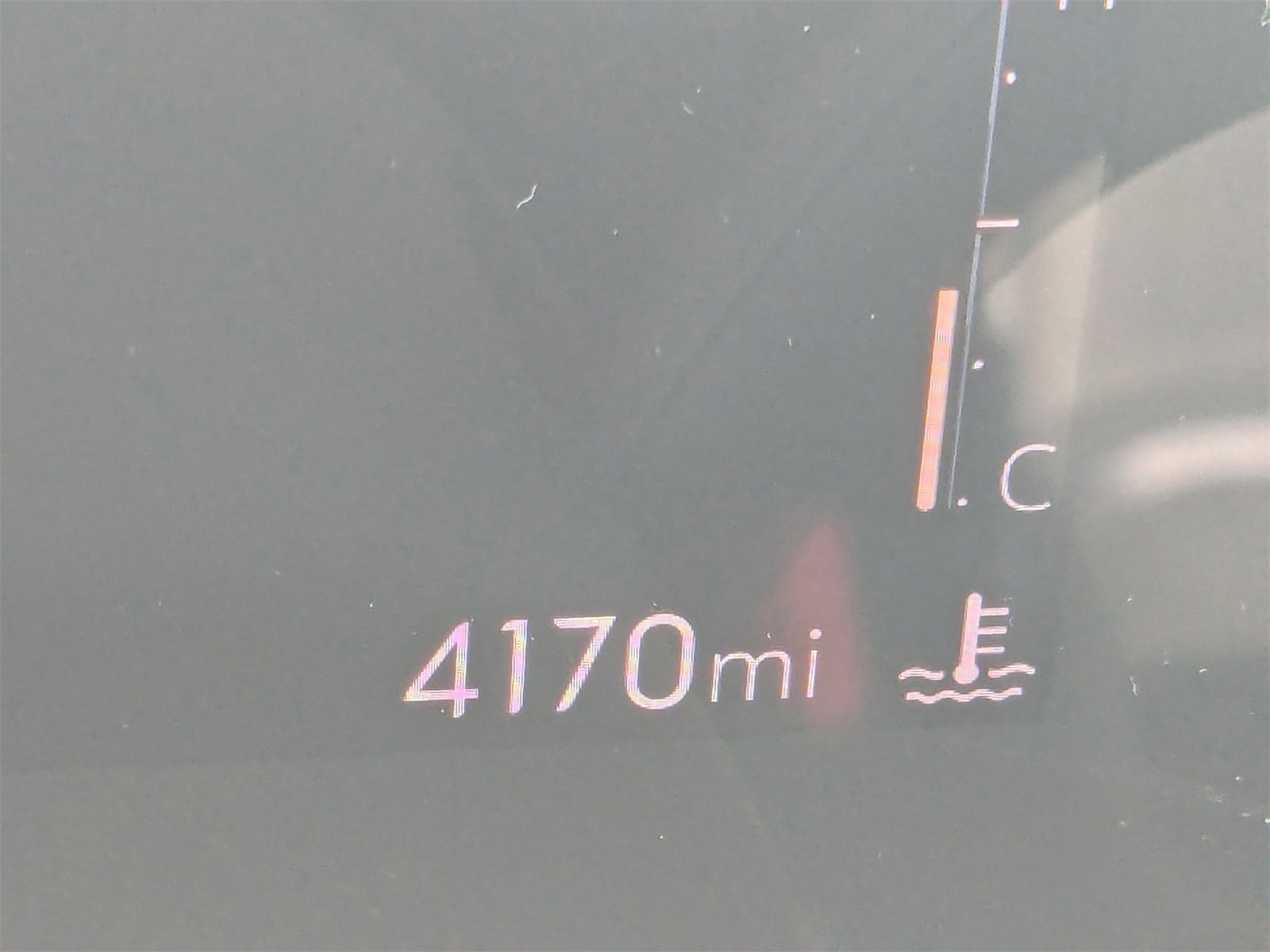 Used 2025 Buick Encore GX Avenir w/ Avenir Technology Package image 32