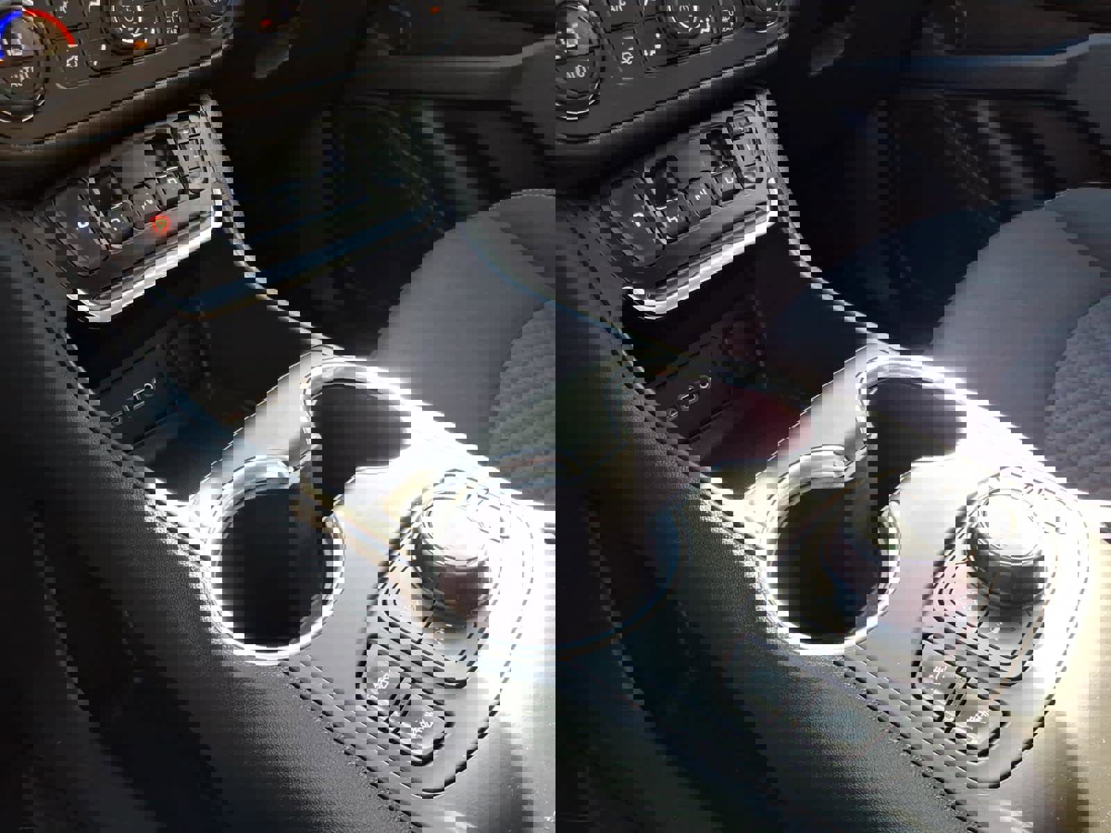 Certified 2020 GMC Terrain SLE w/ Driver Convenience Package image 11