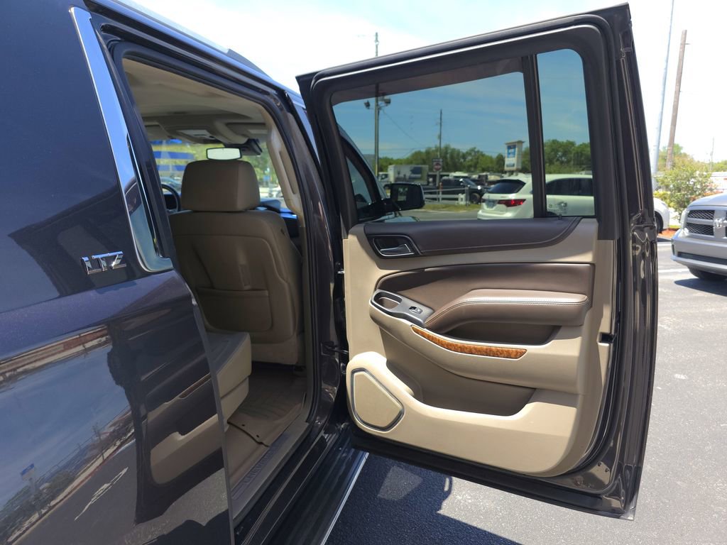 Used 2016 Chevrolet Suburban LTZ AWD/4WD image 12