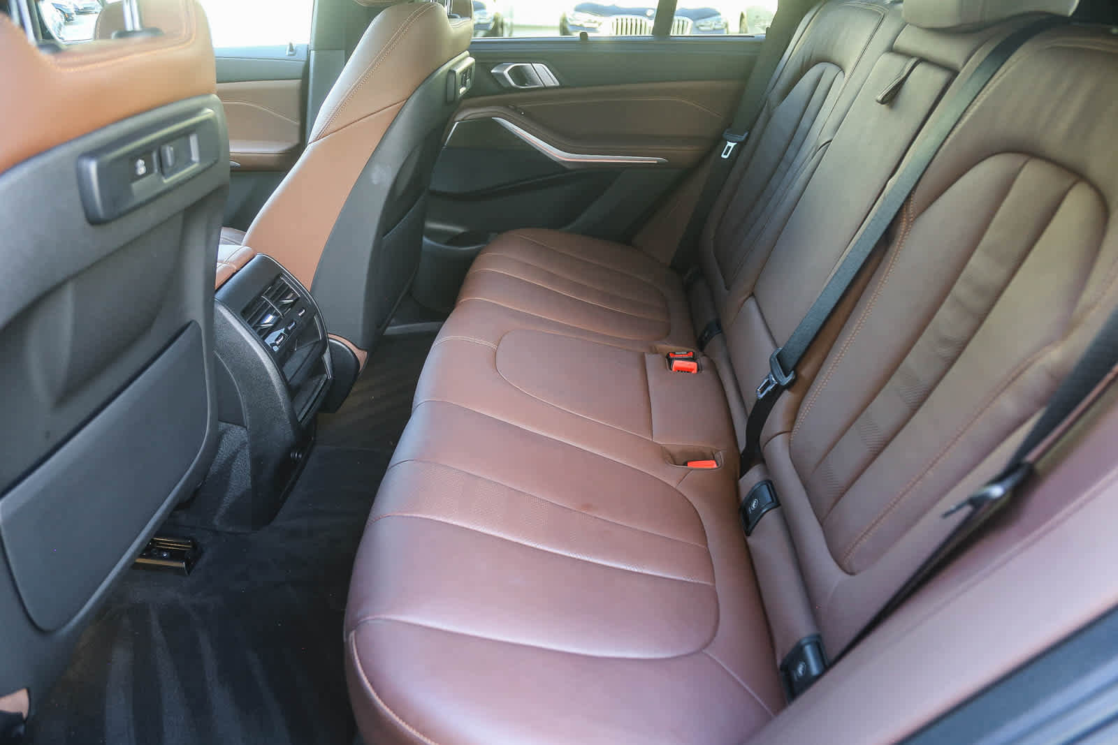 Certified 2022 BMW X5 sDrive40i w/ M Sport Package image 15