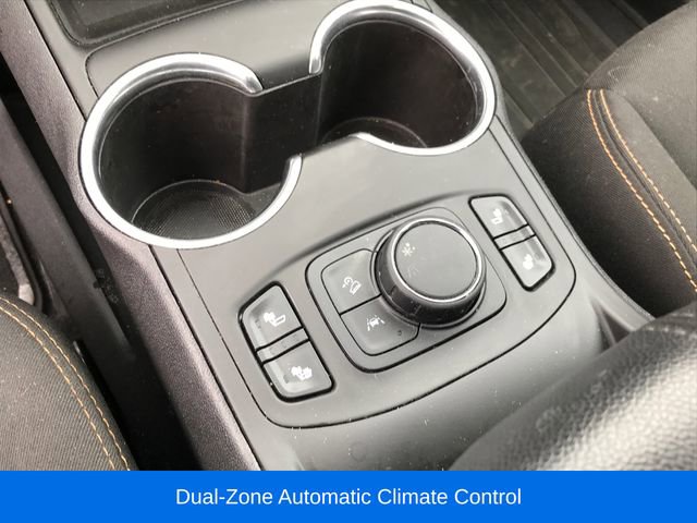 Used 2020 GMC Terrain SLE w/ Driver Convenience Package image 11