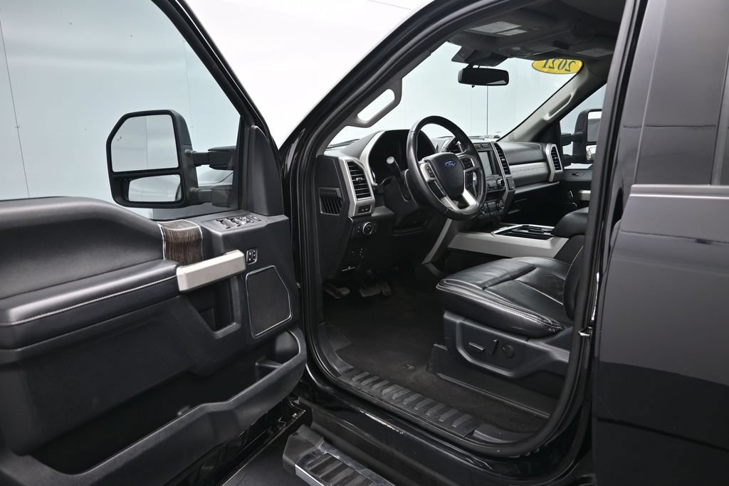 Used 2021 Ford F350 Lariat w/ Lariat Ultimate Package AWD/4WD image 12