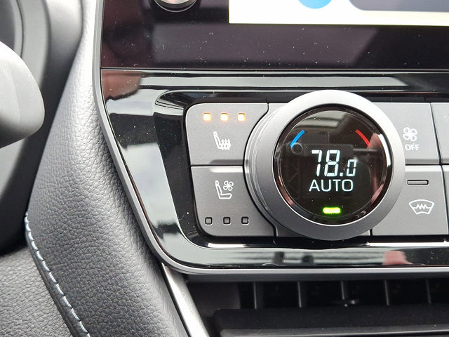 Used 2026 Toyota Grand Highlander Limited image 38