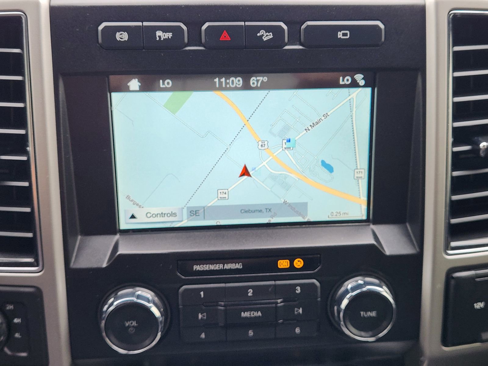 Used 2019 Ford F250 Lariat w/ Lariat Ultimate Package AWD/4WD image 17