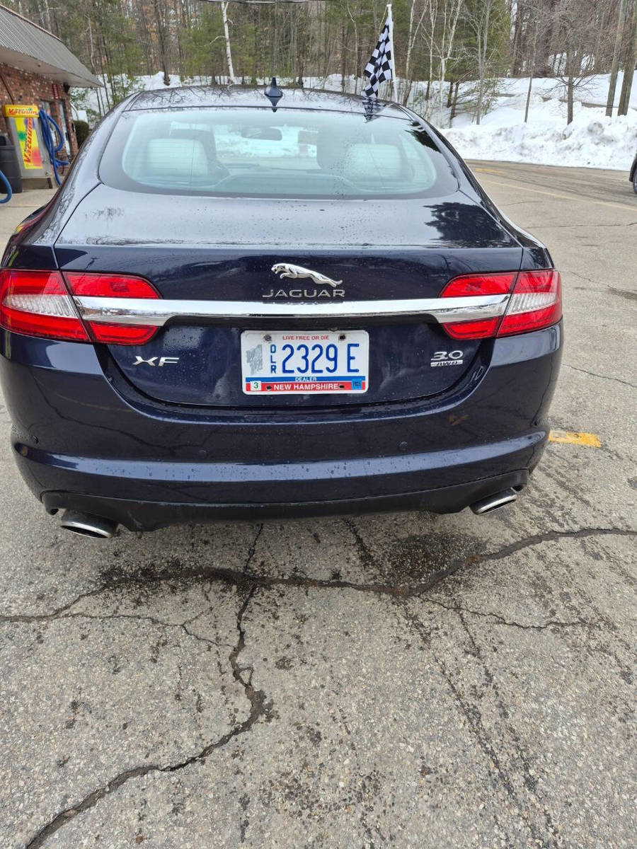 Used 2015 Jaguar XF Portfolio AWD/4WD image 4