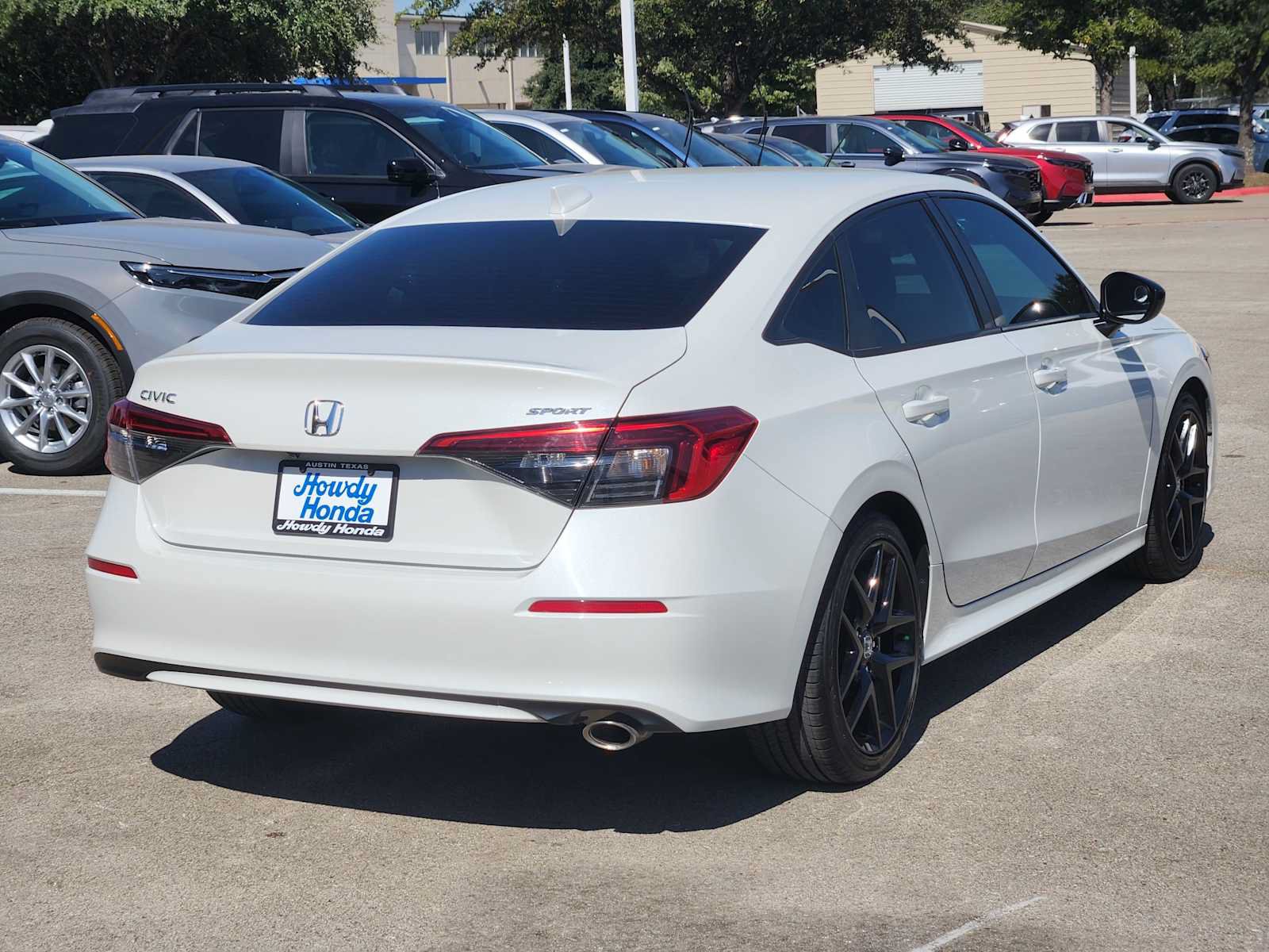 Used 2023 Honda Civic Sport image 5
