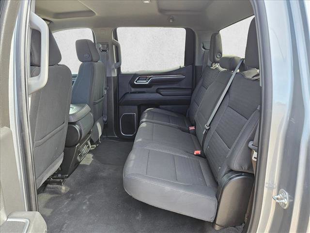 Used 2025 Chevrolet Silverado 1500 LT AWD/4WD image 18