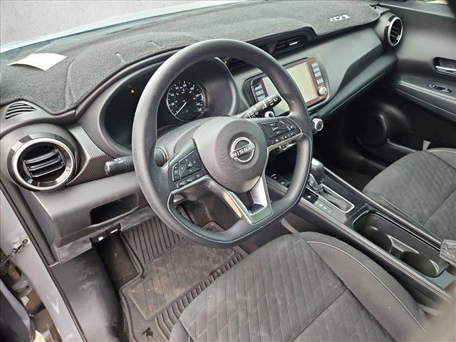 Used 2023 Nissan Kicks SV FWD image 18