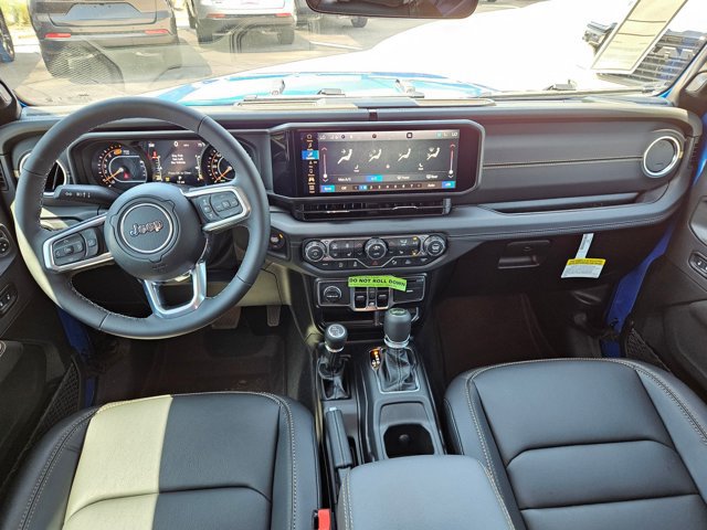 New 2026 Jeep Wrangler Unlimited Sahara AWD/4WD image 11