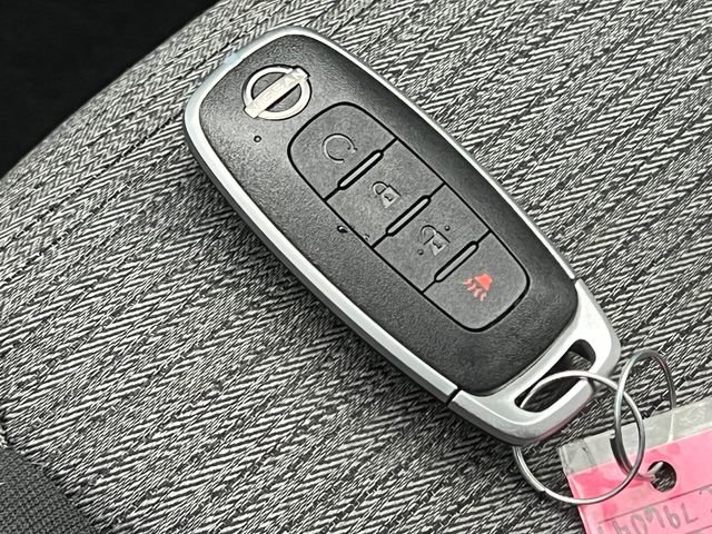 Used 2023 Nissan Rogue SV image 28