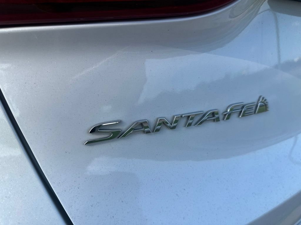 Used 2020 Hyundai Santa Fe SEL w/ Cargo Package FWD image 16