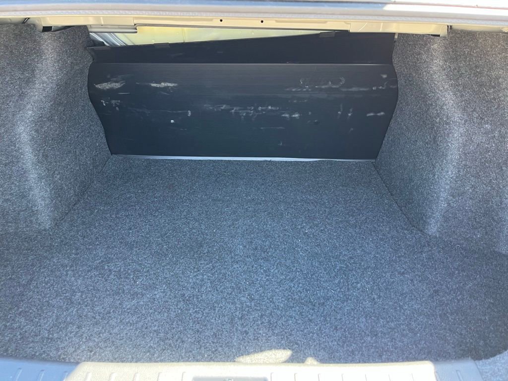 Used 2025 Nissan Versa S image 12