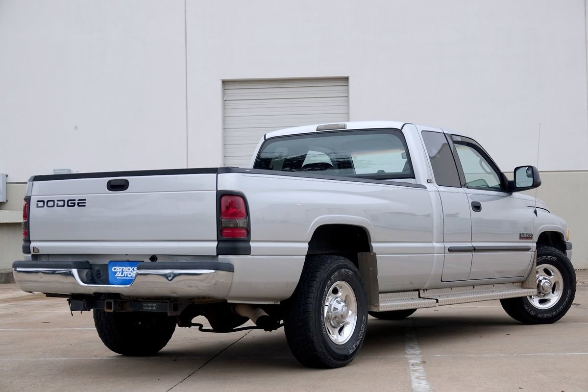 Used 2002 Dodge Ram 2500 Truck SLT image 3