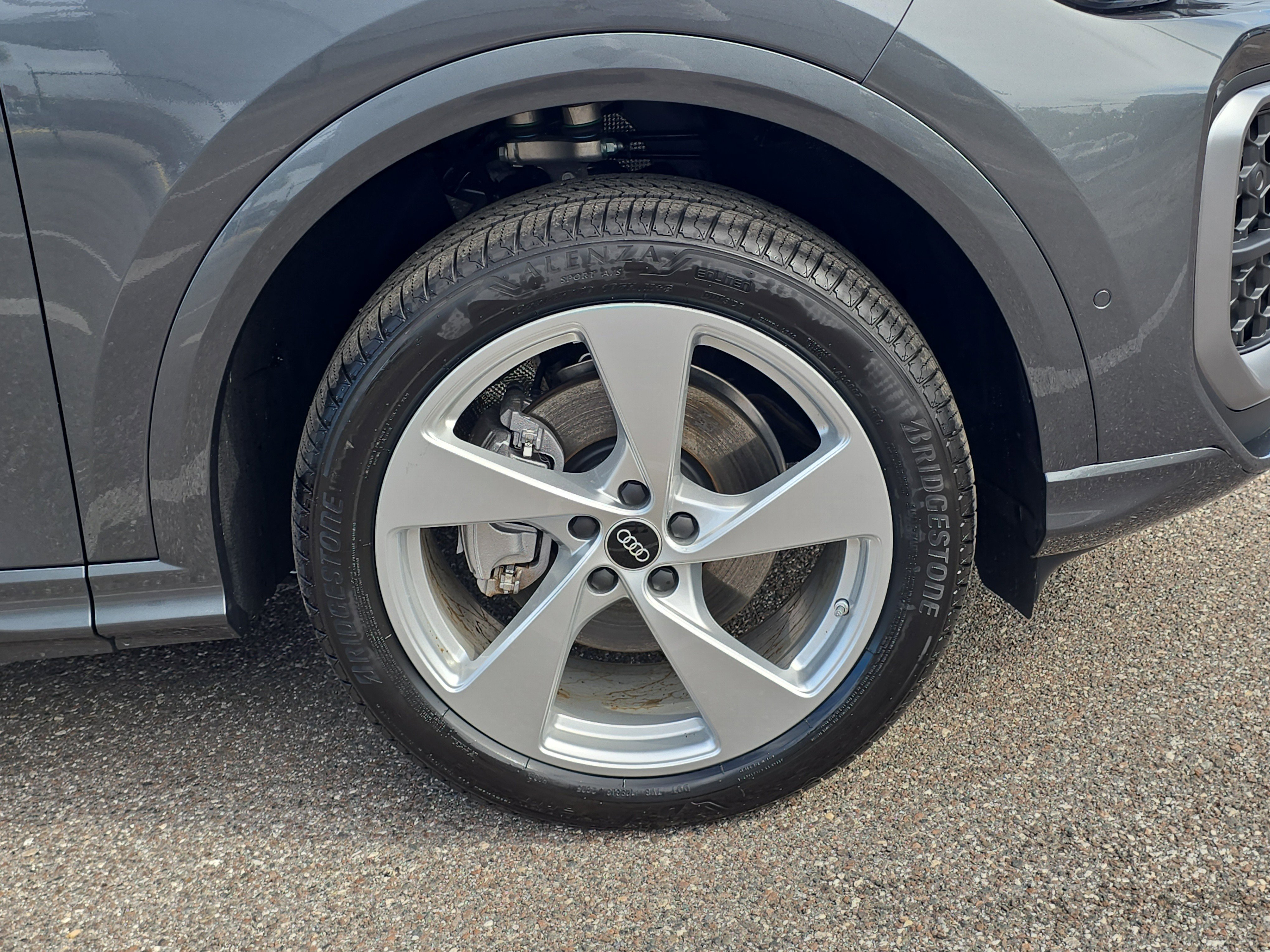 New 2025 Audi Q5 Premium Plus image 34