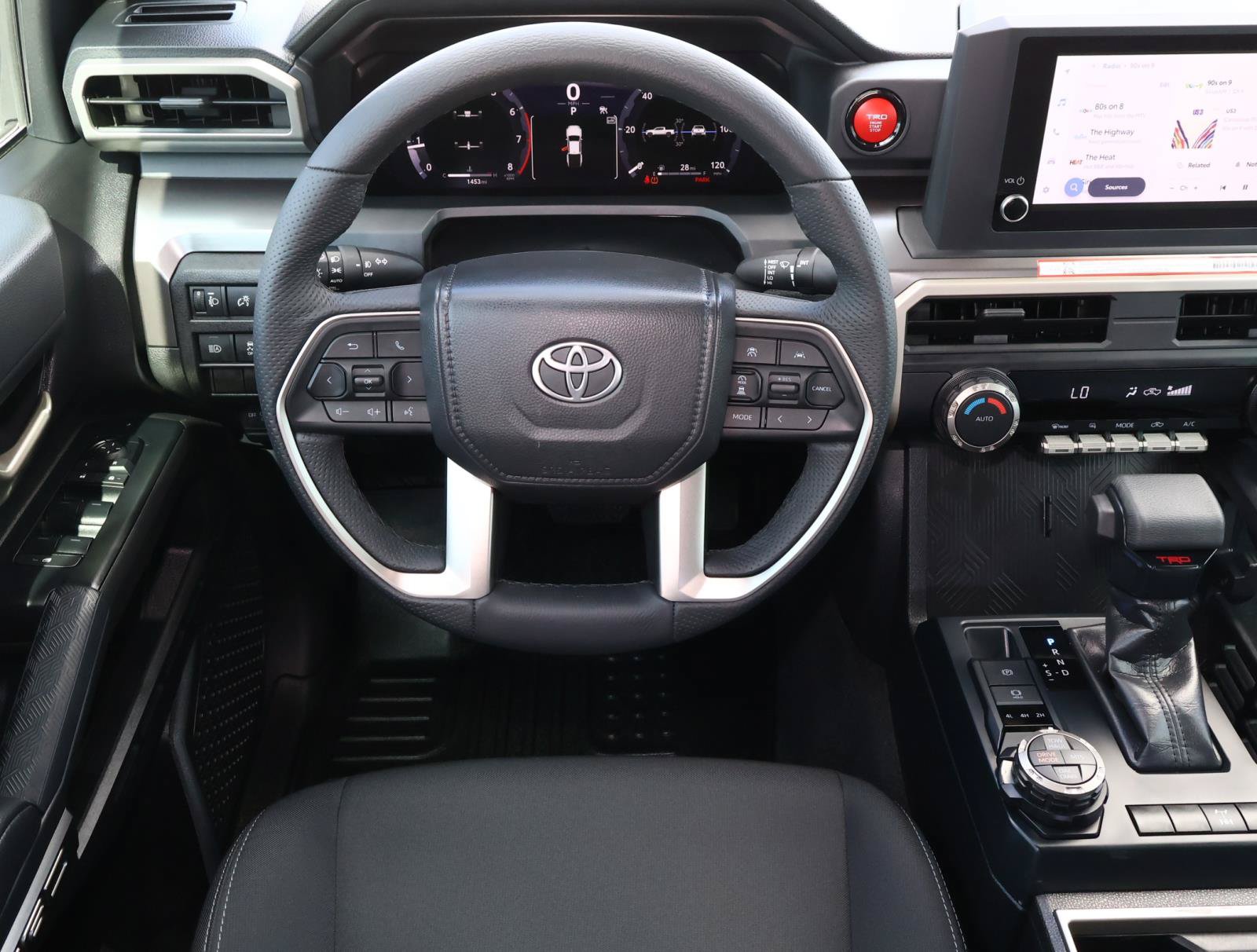 Used 2025 Toyota Tacoma TRD Off-Road AWD/4WD image 10