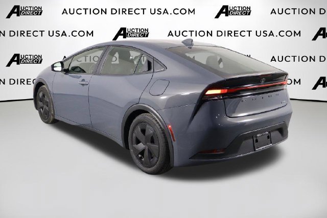 Used 2025 Toyota Prius LE FWD image 48