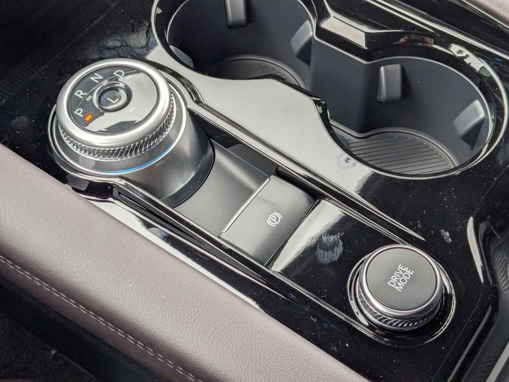 New 2026 Ford Explorer Platinum image 21