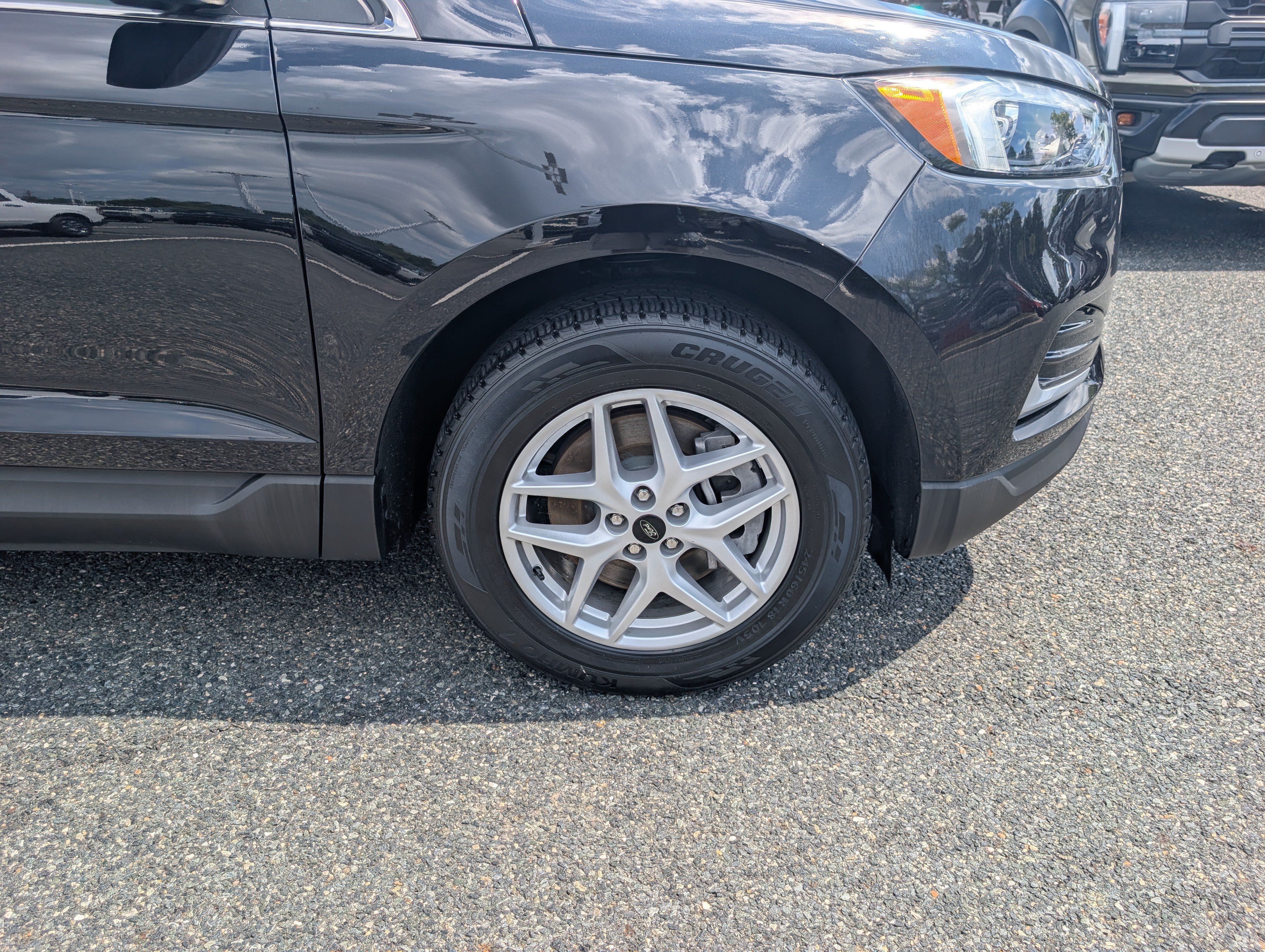 Certified 2024 Ford Edge SEL AWD/4WD image 9