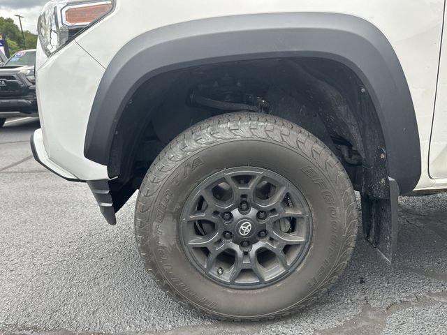 Used 2020 Toyota Tacoma SR w/ SX Package AWD/4WD image 20