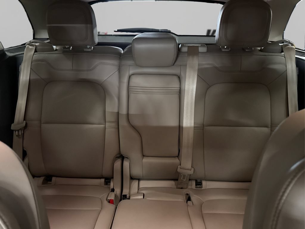 Used 2020 Lincoln Corsair AWD w/ Equipment Group 101A image 16