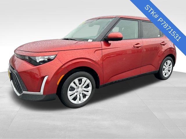 Used 2023 Kia Soul LX image 3