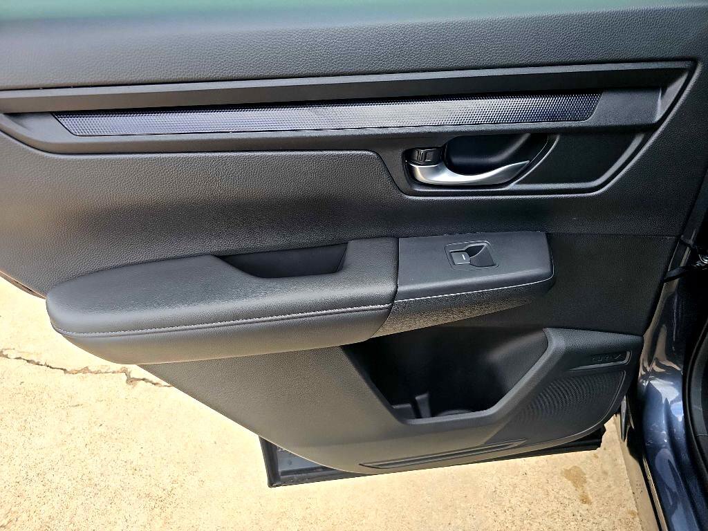 Used 2024 Honda CR-V LX image 14