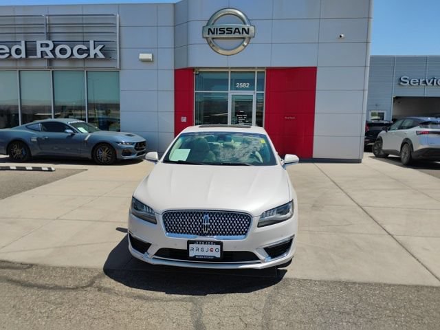 Used 2019 Lincoln MKZ Reserve FWD image 2