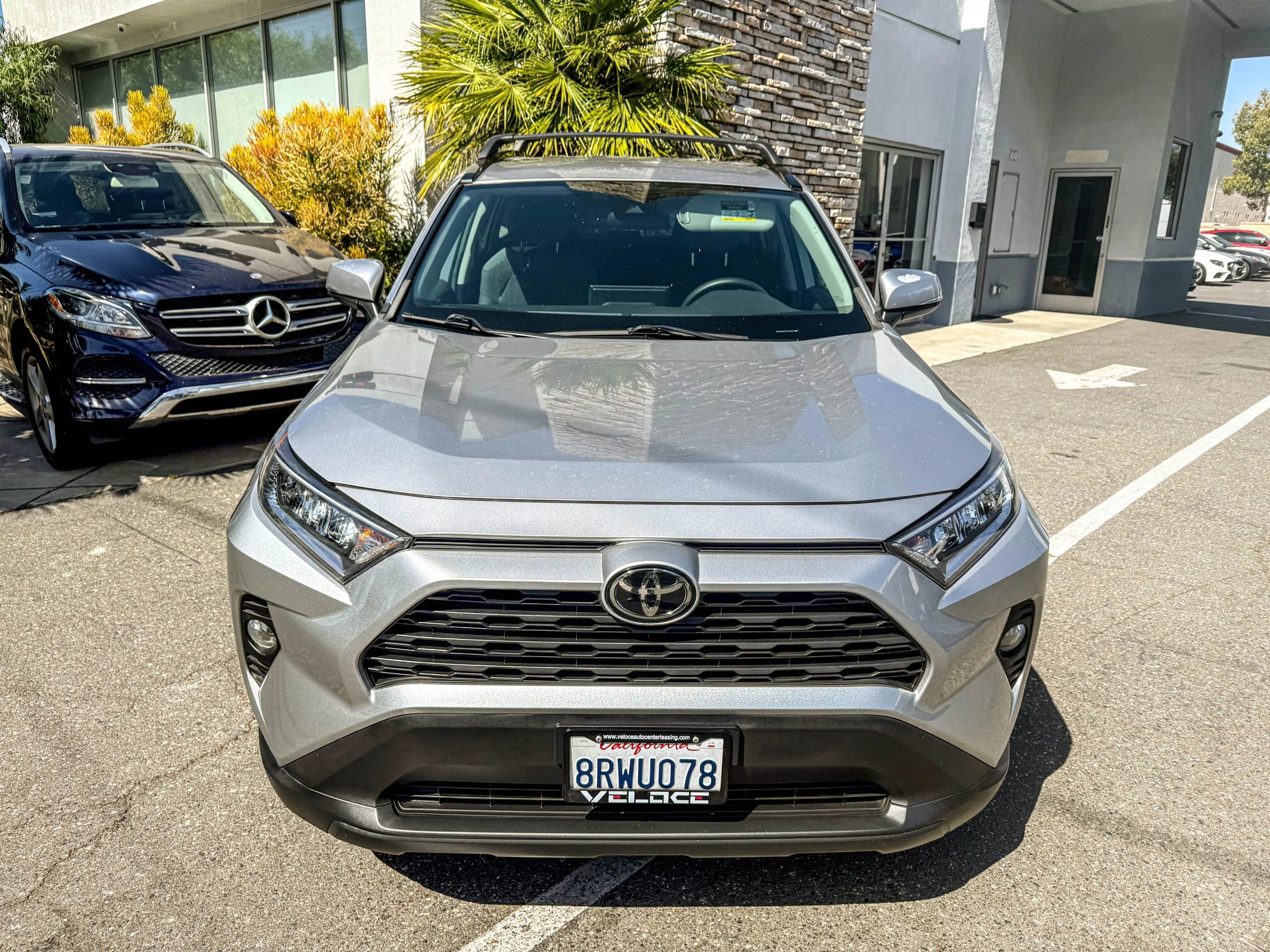 Used 2020 Toyota RAV4 XLE image 8