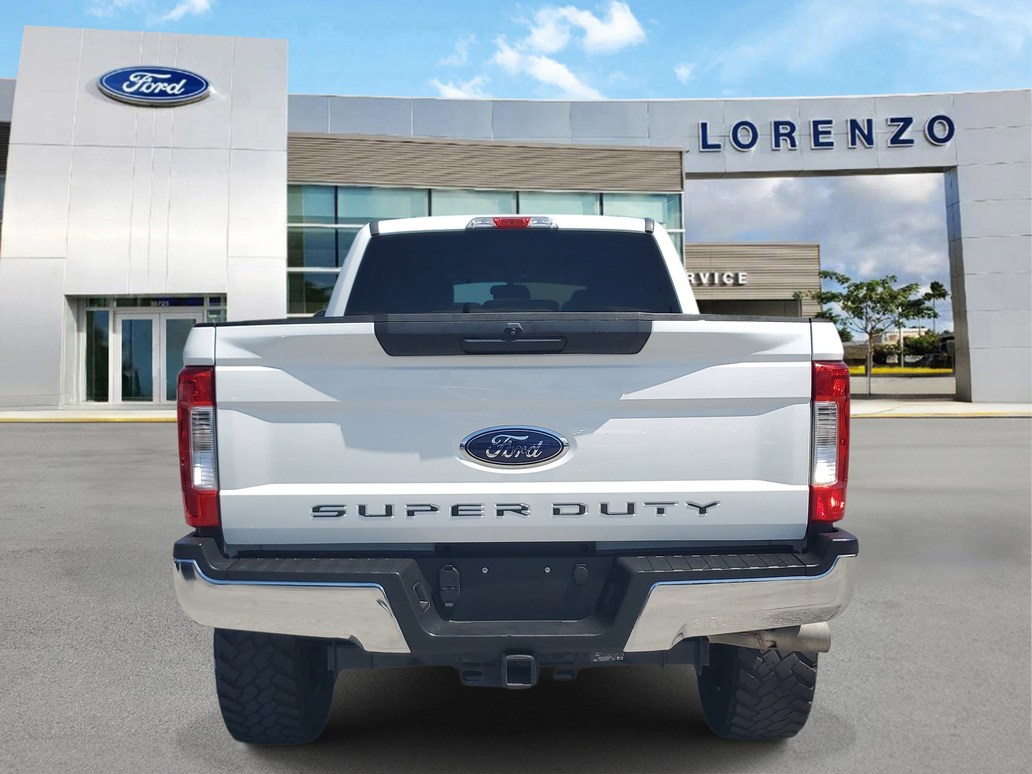 Used 2019 Ford F250 XLT w/ FX4 Off-Road Package AWD/4WD image 6