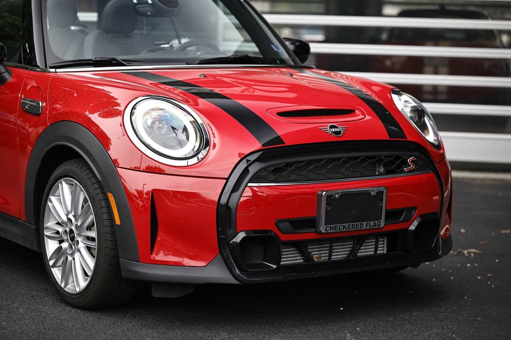 Used 2024 MINI Cooper S FWD image 2