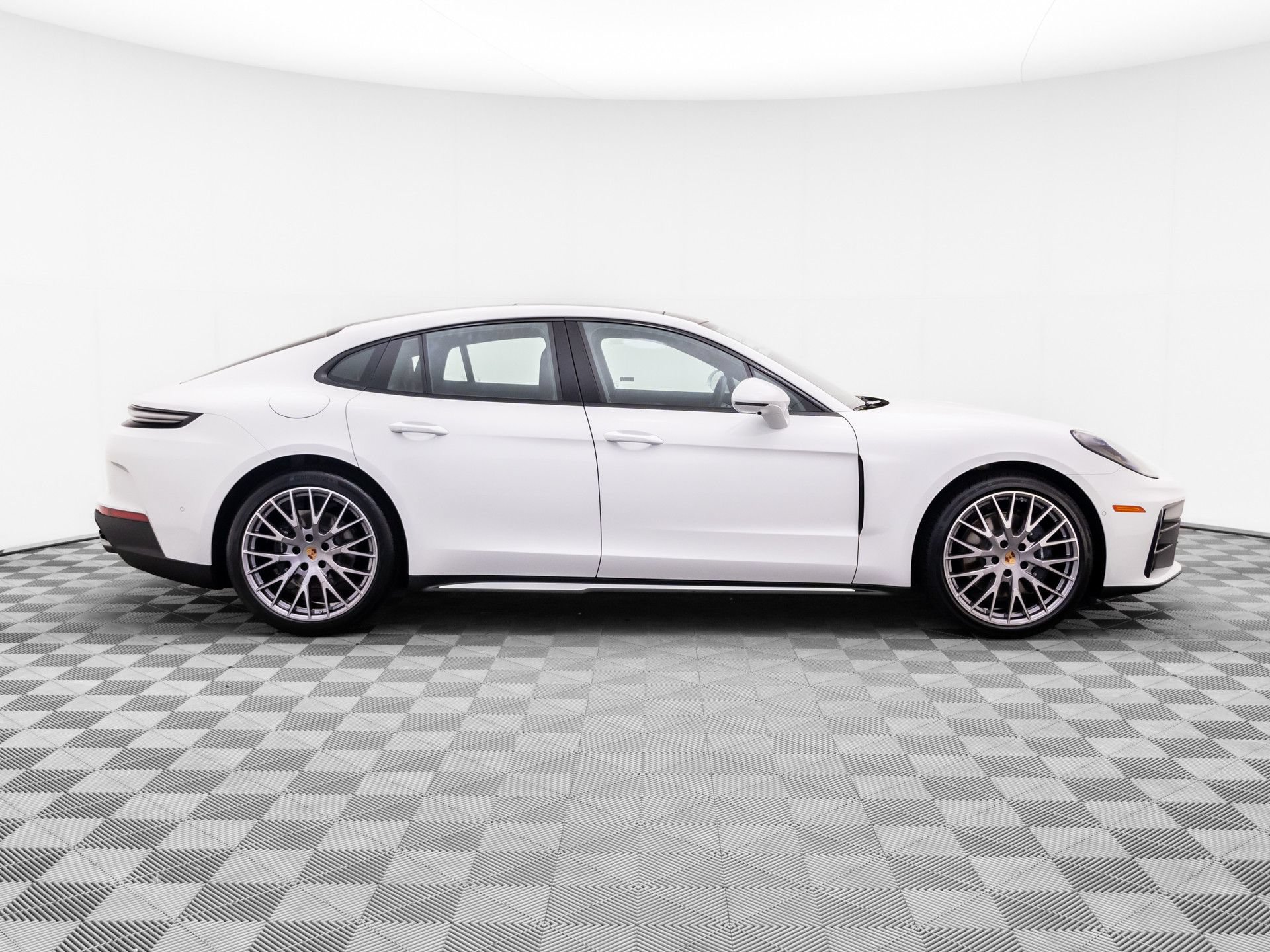 New 2026 Porsche Panamera 4 AWD/4WD image 7