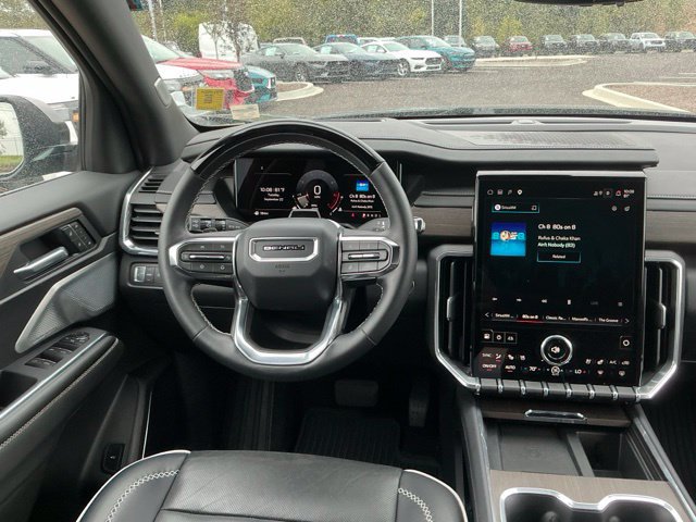 Used 2025 GMC Acadia Denali w/ Super Cruise Package FWD image 22