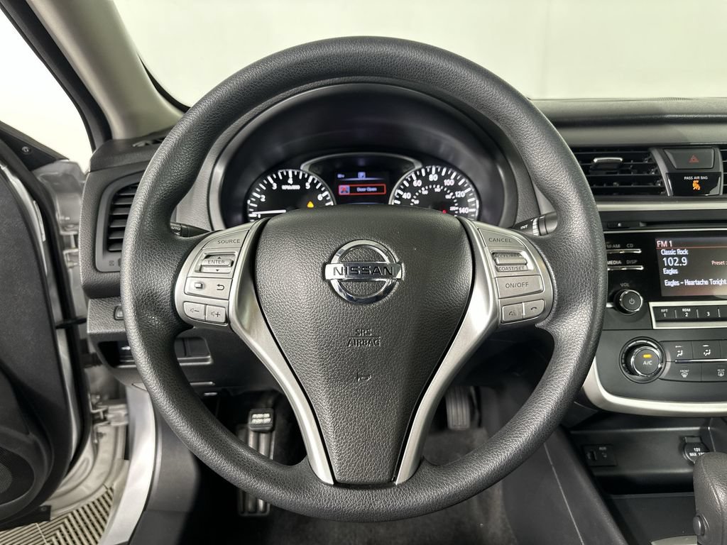 Used 2016 Nissan Altima 2.5 S w/ Power Driver Seat Package FWD image 14
