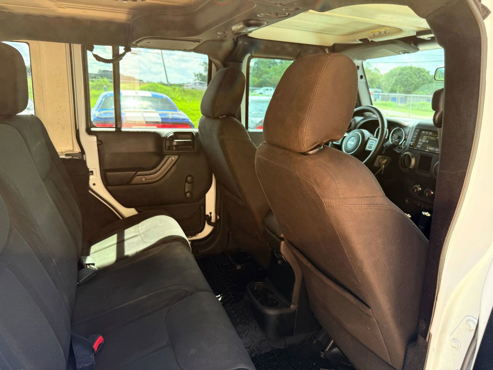 Used 2016 Jeep Wrangler Unlimited Sport image 33