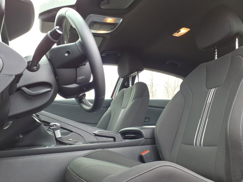 New 2025 Hyundai Elantra Sport w/ Cargo Package image 21