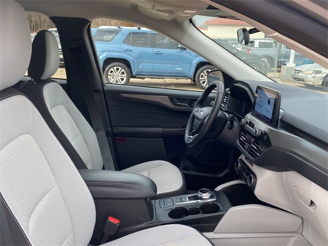 Used 2024 Ford Escape Active image 11