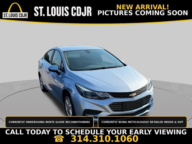 Used 2017 Chevrolet Cruze LT