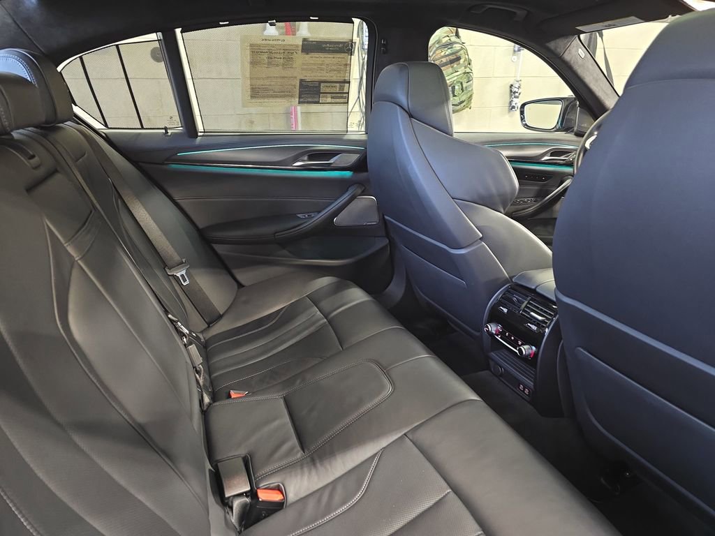 Used 2021 BMW M5 w/ Executive Package image 13