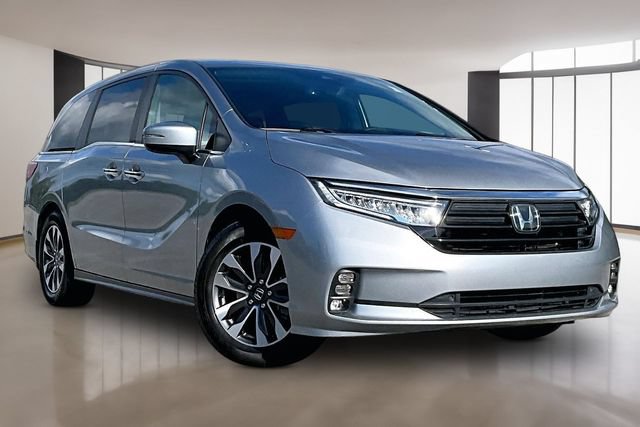 Used 2023 Honda Odyssey EX-L image 3