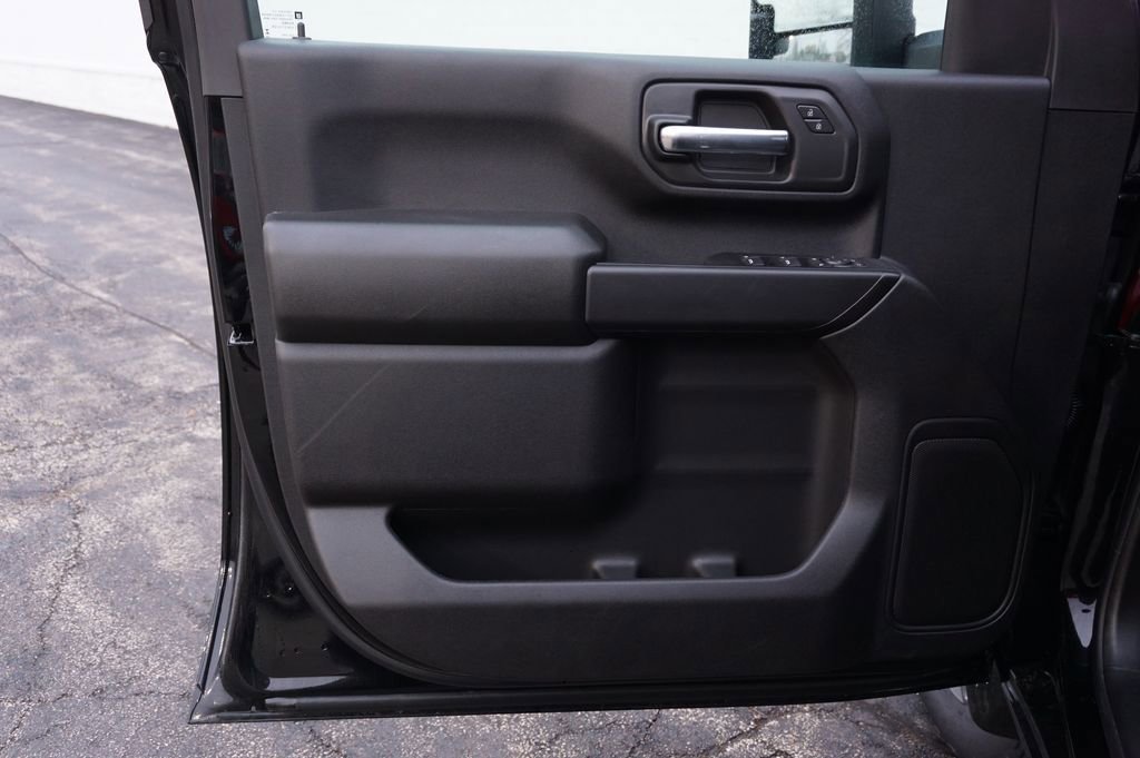 New 2026 Chevrolet Silverado 2500 Custom w/ Custom Value Package image 20