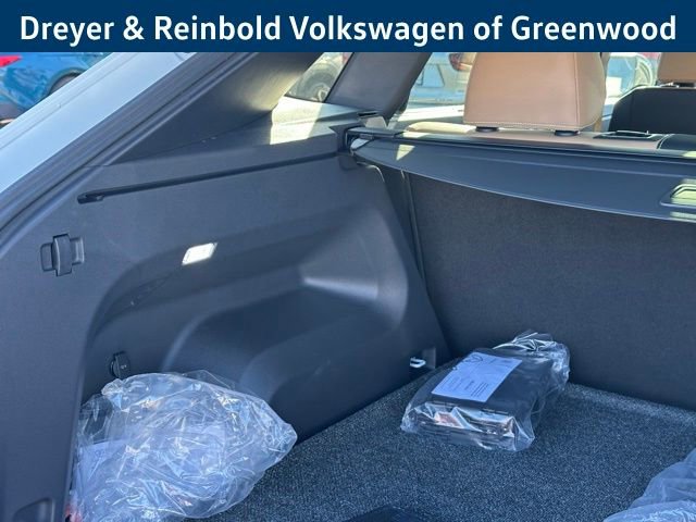 New 2026 Volkswagen Atlas Cross Sport SEL R-Line image 30